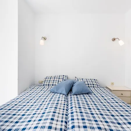 Puerto Deportivo - 2 Bedroom In Puerto Marina Apartment *